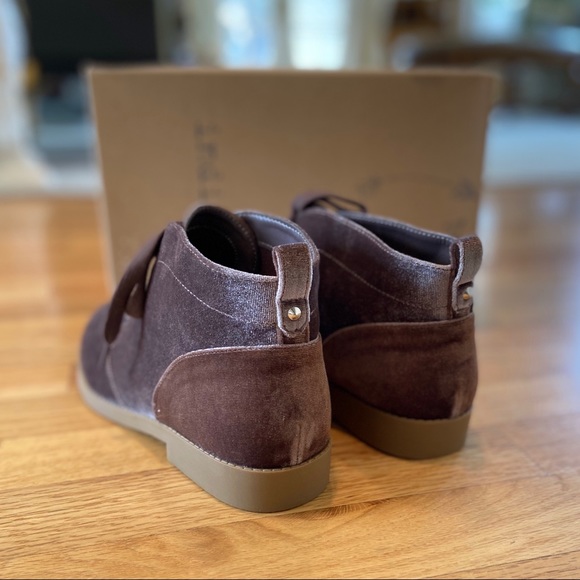 Indigo rd. Alabama Velvet Lace-Up Booties - Picture 4 of 5